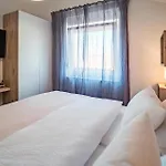 Holiday home Miracle